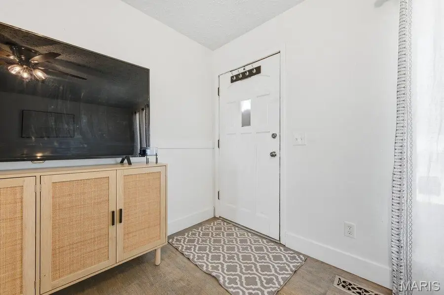 5332 Ville Angela Lane, Hazelwood, MO 63042 - #3