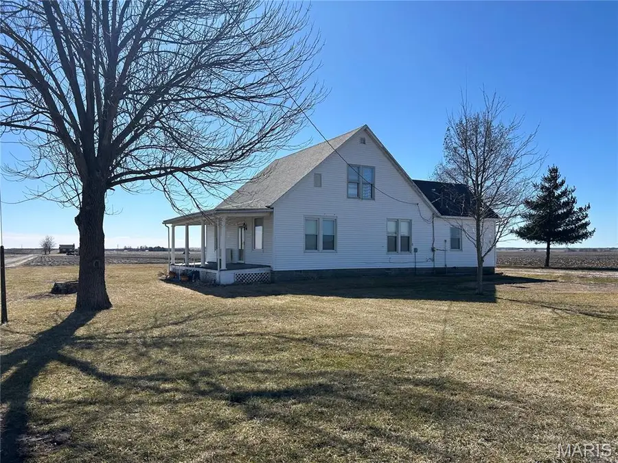 98 SW 200` Ave, Carrollton, IL 62016 - #2