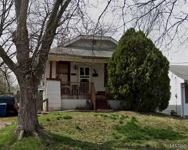 6247 Evergreen Boulevard, Berkeley, MO 63134