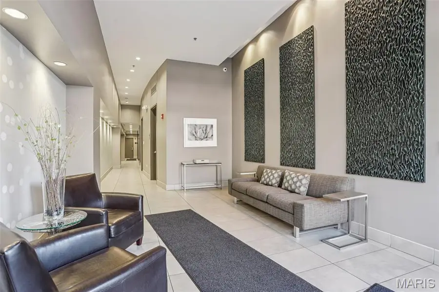 9 N Euclid Avenue #612, Saint Louis, MO 63108 - #3
