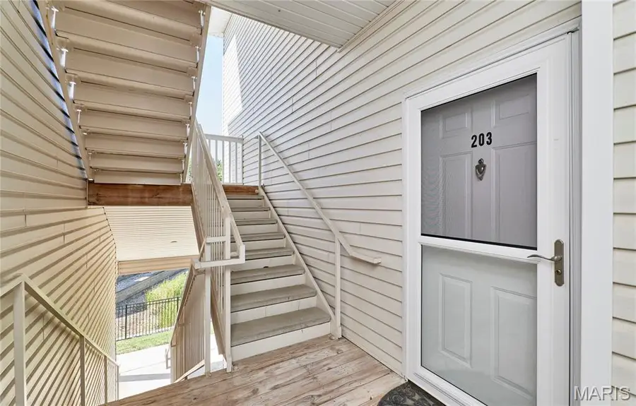 37 Kassebaum Lane #203, Saint Louis, MO 63129 - #2