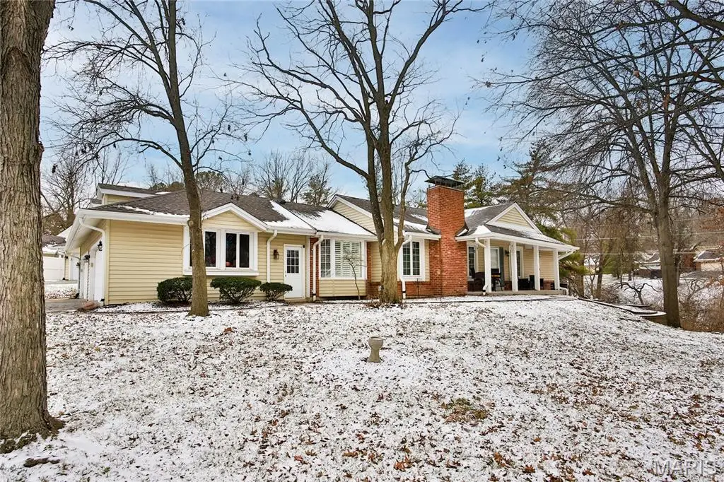 15094 Green Circle Drive, Chesterfield, MO 63017 - #1