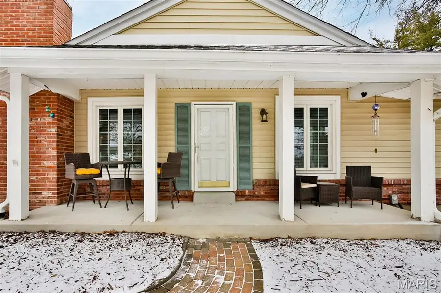 15094 Green Circle Drive, Chesterfield, MO 63017 - #3