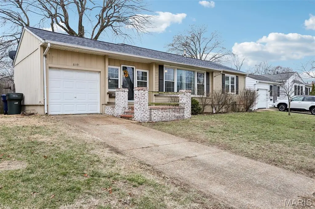 6119 Archwood Lane, Saint Louis, MO 63123 - #1