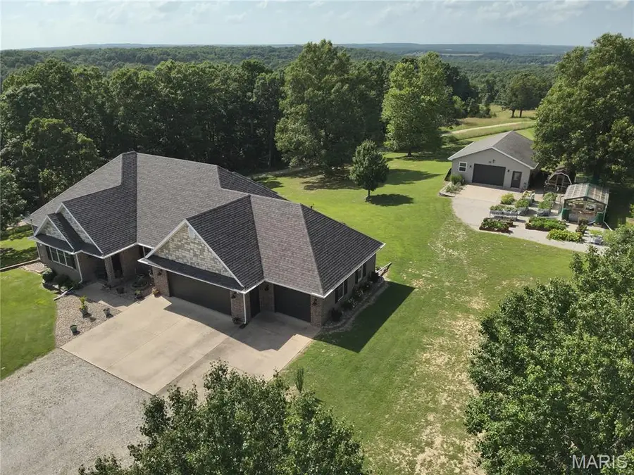 31321 Ac Highway, Lebanon, MO 65536 - #3