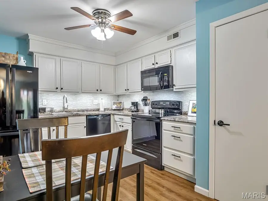 4523 Little Rock Road #D, Saint Louis, MO 63128 - #3