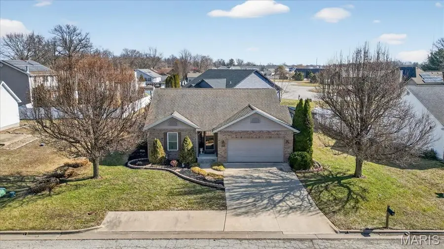 3509 Castelli Drive, Alton, IL 62002 - #2