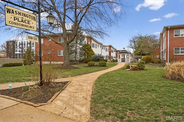 119 E Washington Avenue #1N, Kirkwood, MO 63122