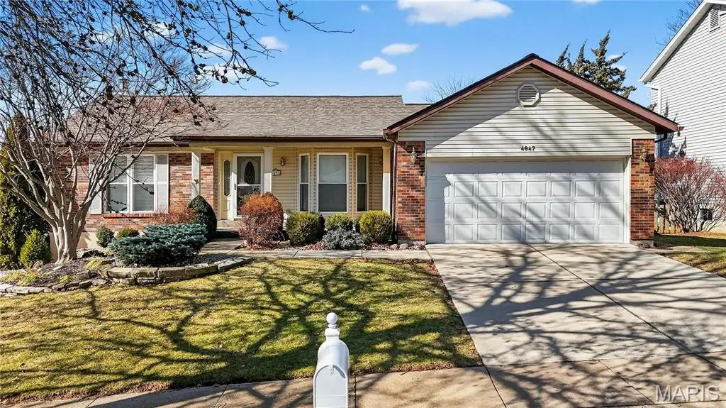 4847 Lowndes Drive, Saint Louis, MO 63129 - #1