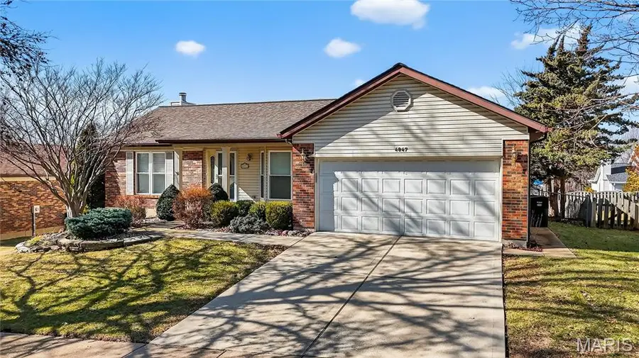 4847 Lowndes Drive, Saint Louis, MO 63129 - #3