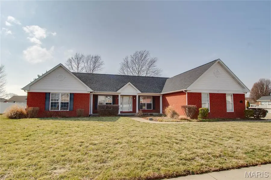 4285 Red Field Drive, Swansea, IL 62226 - #2