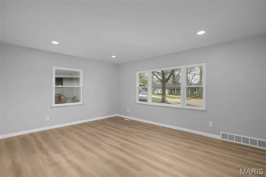 1171 Ascot Lane, Saint Louis, MO 63122 - #3