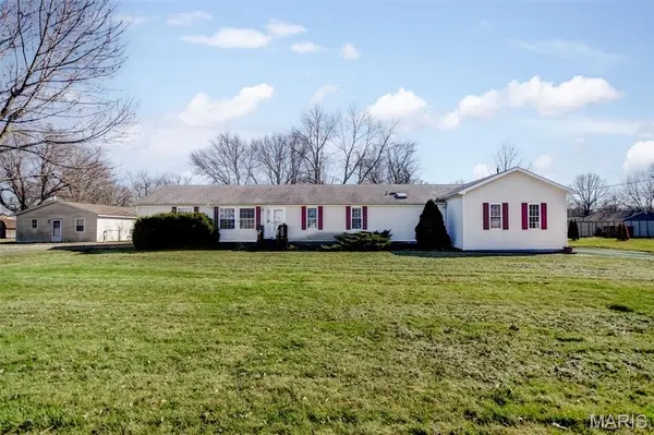 1014 E Water Street, Litchfield, IL 62056