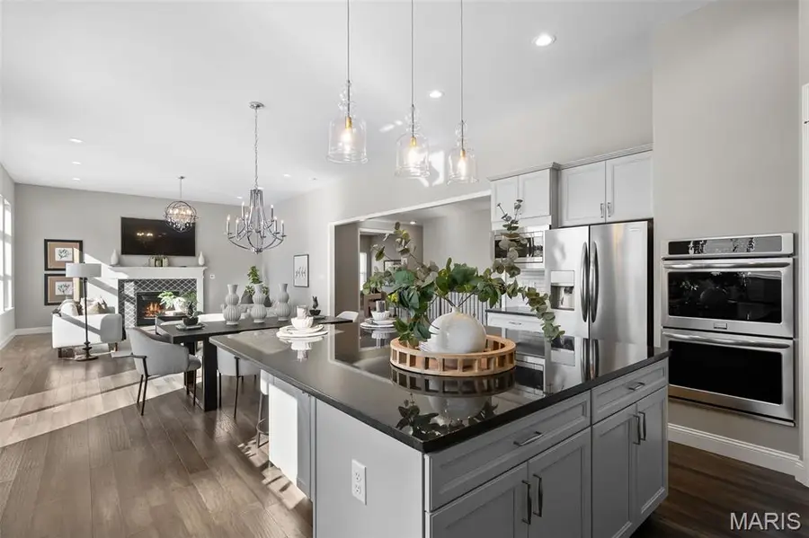 137 Woodspur Drive, Wentzville, MO 63385 - #3