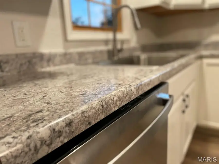 211 N Davis Street, Cuba, MO 65453 - #3