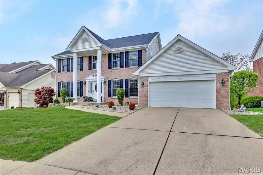 4919 Sunset Oaks Lane, Saint Louis, MO 63128 - #2
