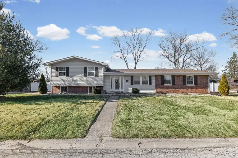 340 Venus Drive, Godfrey, IL 62035 - #3