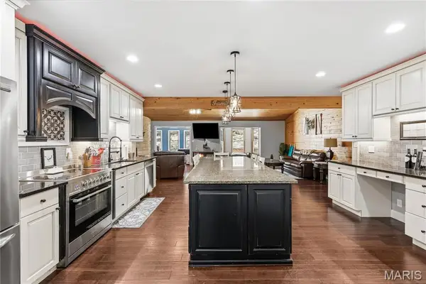 17325 Thunder Spring Road, Wildwood, MO 63025