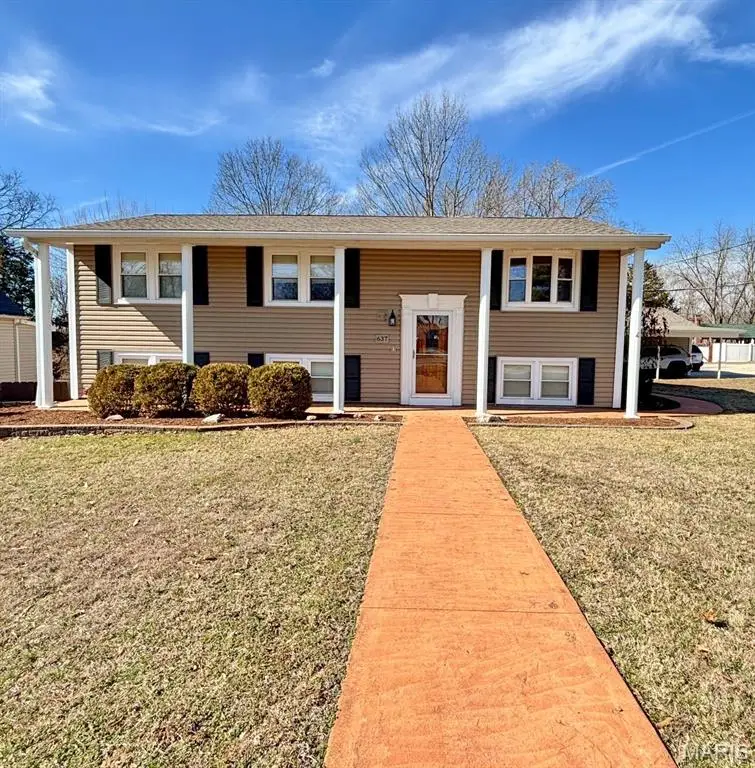 637 N Virginia Avenue, Eureka, MO 63025 - #1