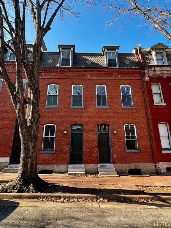 2307 S 10th Street, Saint Louis, MO 63104 - #1