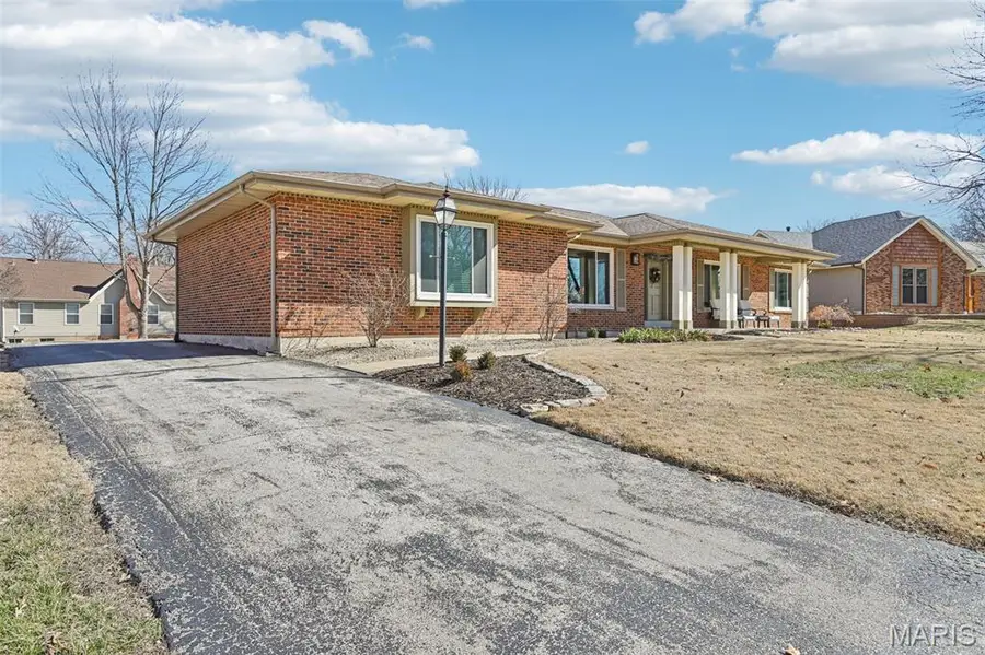 1128 Black Forest Drive, Saint Charles, MO 63301 - #3