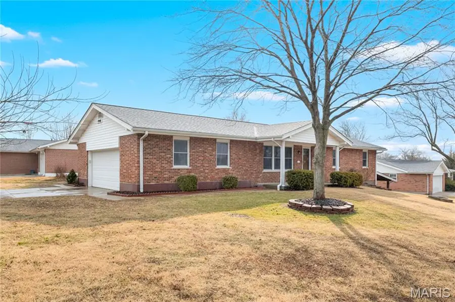 728 Clarence Drive, Saint Charles, MO 63301 - #2