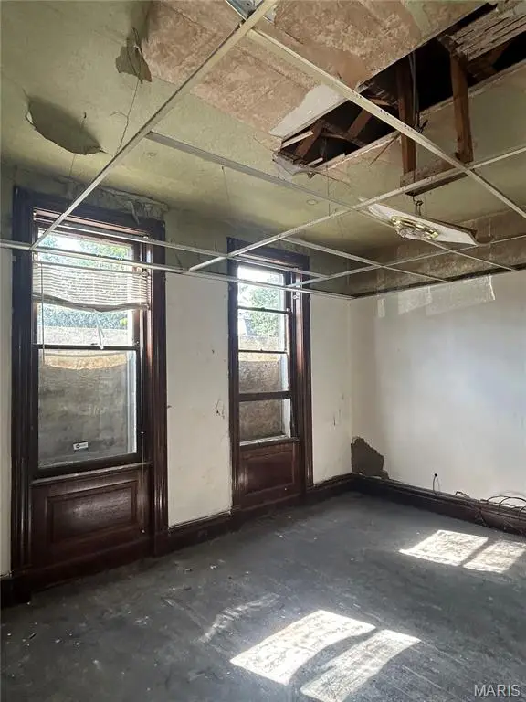 3734 Minnesota Avenue, Saint Louis, MO 63118 - #3