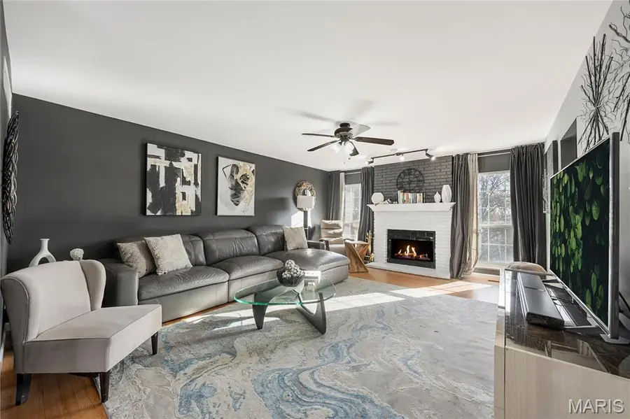 2147 Riding Spur Drive, Saint Louis, MO 63146 - #2