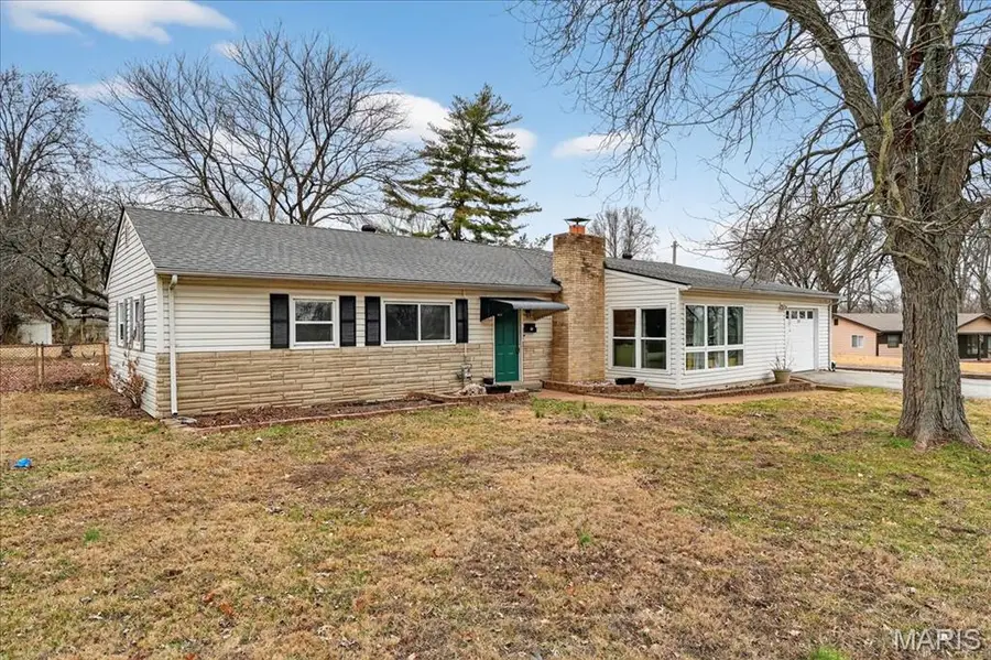 39 Airshire Place, Hazelwood, MO 63042 - #3