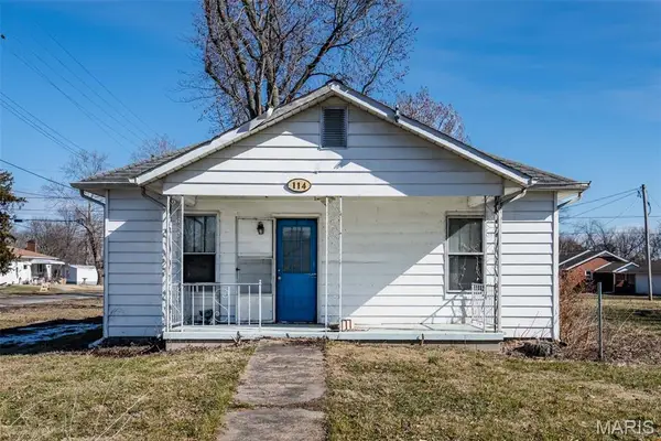 114 N West, Elkville, IL 62932