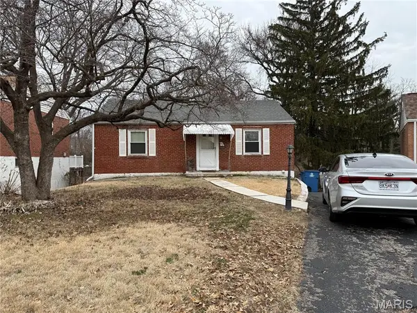 105 Sylvia Drive, St Louis, MO 63125