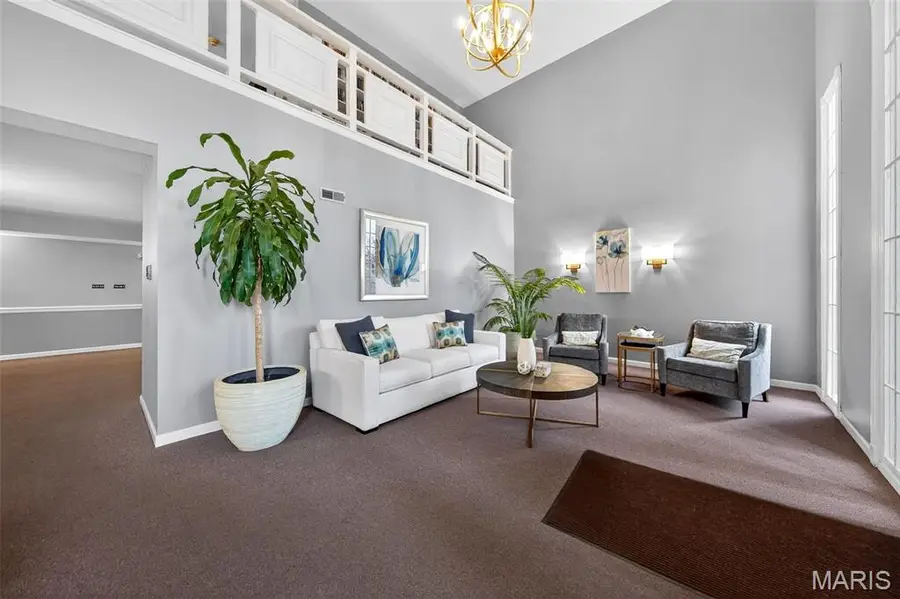 526 Sarah Lane #26, Creve Coeur, MO 63141 - #2