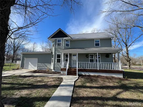 300 S Bourbeuse Street, St James, MO 65559