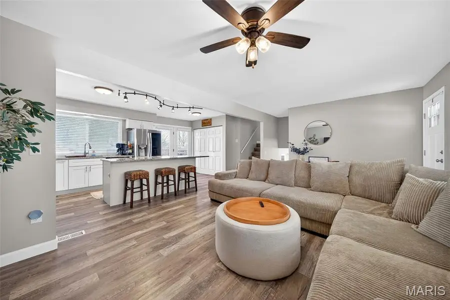 26 Vanguard Drive, Saint Peters, MO 63376 - #3