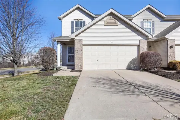 301 Wild Oak Drive, O'Fallon, MO 63368