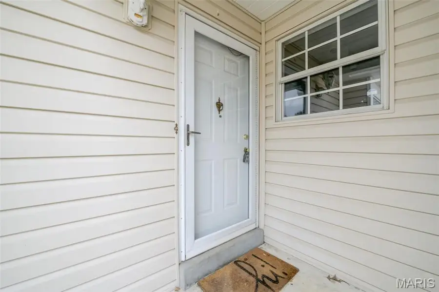 1647 Chapman Court, Saint Charles, MO 63303 - #3