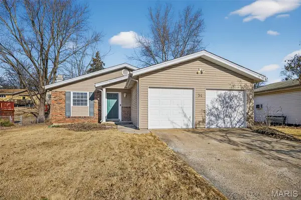 34 Southwinds Drive, St Peters, MO 63376