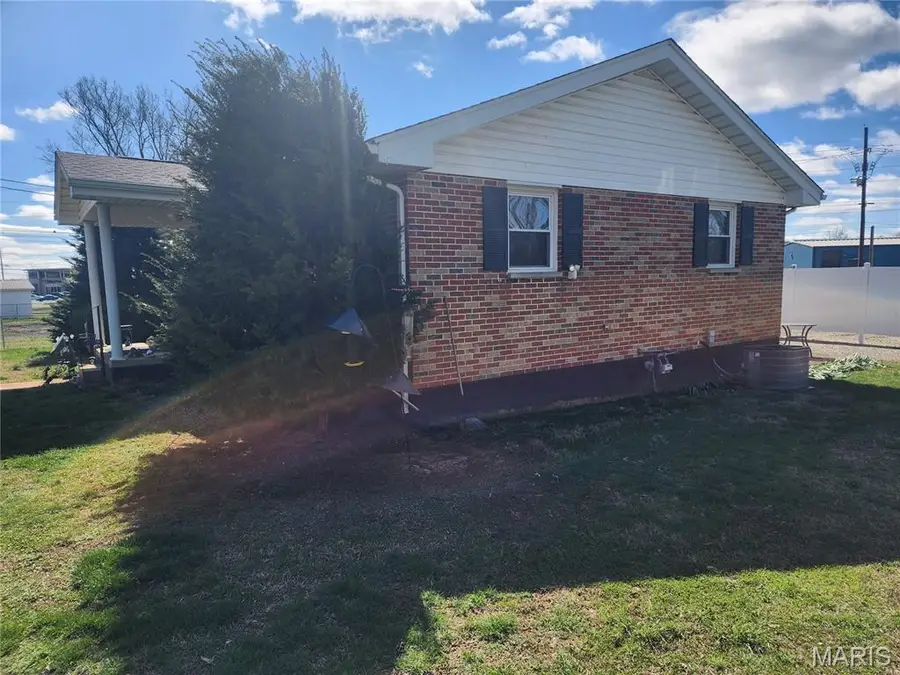 709 & 713 Janey Drive, Farmington, MO 63640 - #2