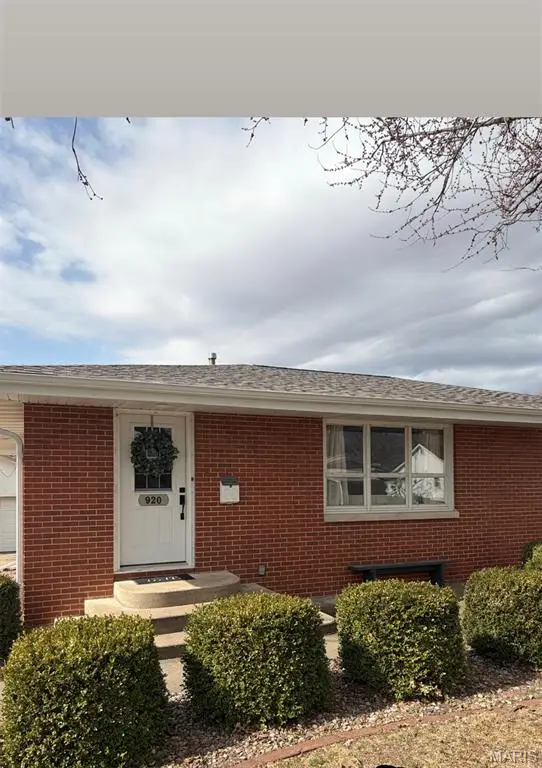 920 S Spring Street, Palmyra, MO 63461