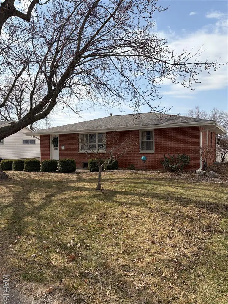 920 S Spring Street, Palmyra, MO 63461 - #2