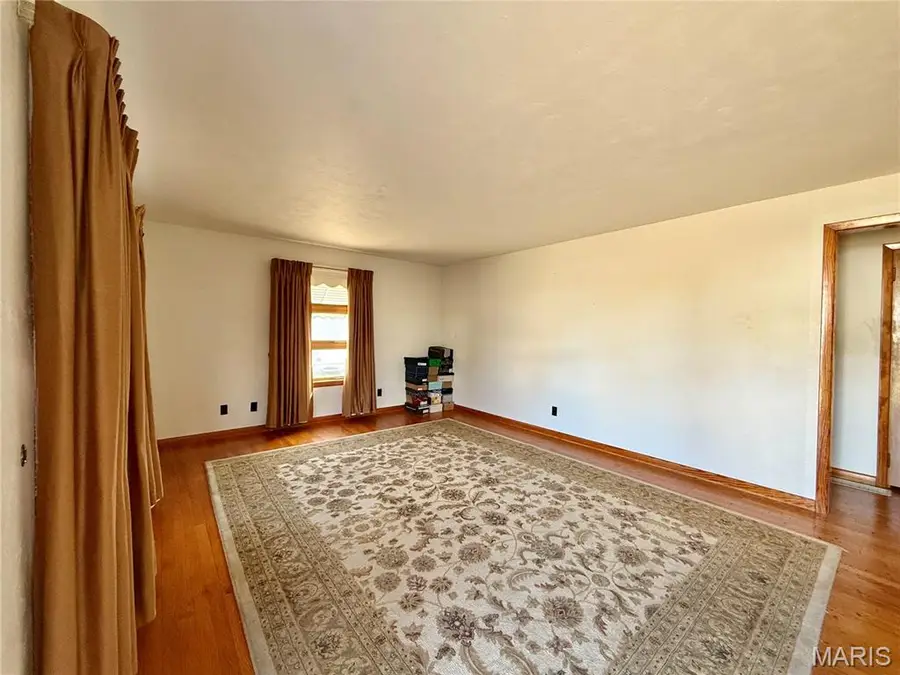 923 Chloe Street, Perryville, MO 63775 - #3