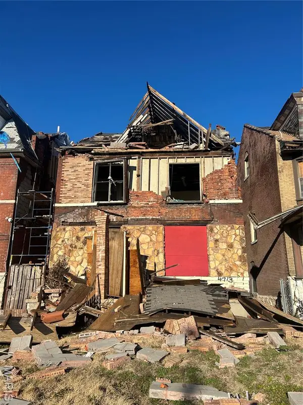 4713 Page Boulevard, St Louis, MO 63113