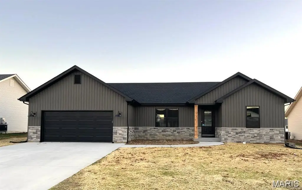 136 Garrettford Drive, Bethalto, IL 62010 - #1