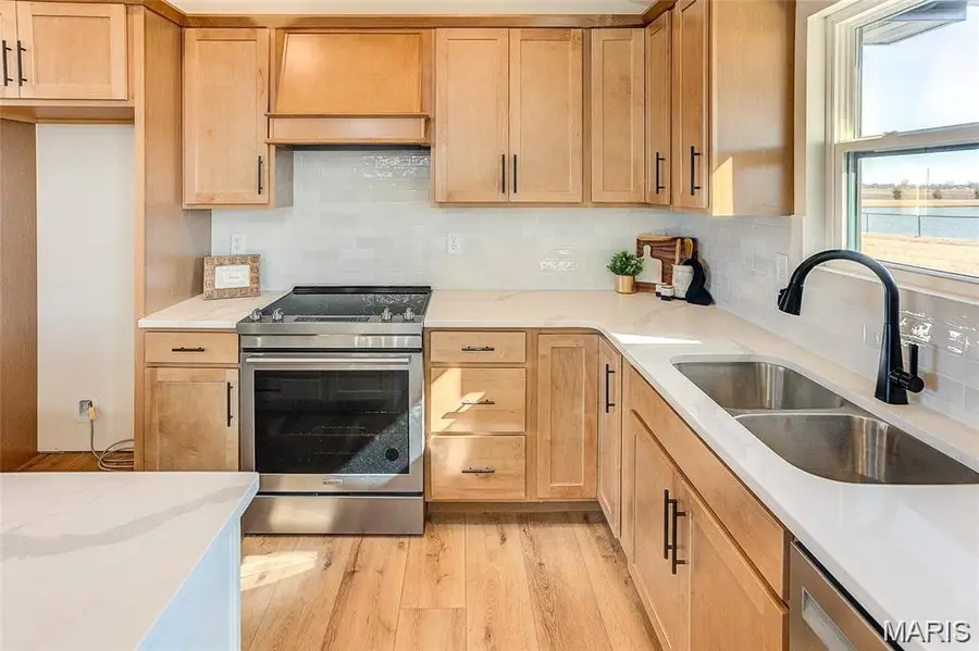 136 Garrettford Drive, Bethalto, IL 62010 - #3