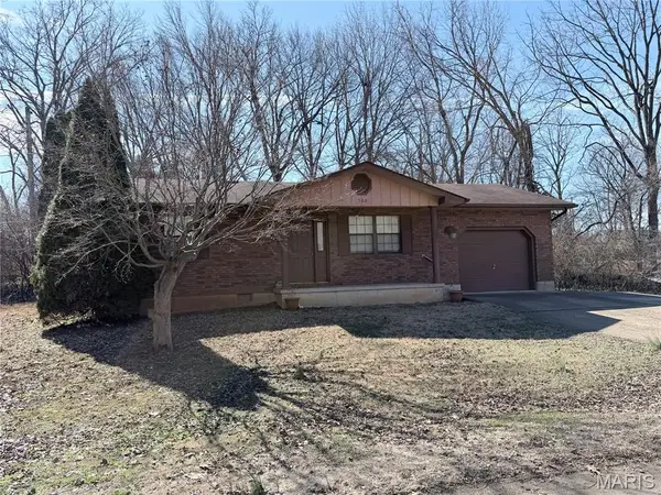 708 Yale Street, Farmington, MO 63640