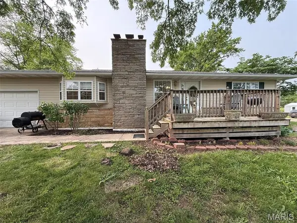 400 W Missouri Avenue, Bland, MO 65014