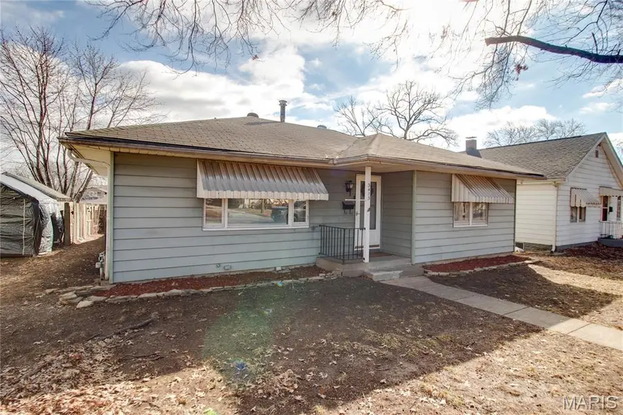 3413 Milton Drive, Alton, IL 62002 - #2