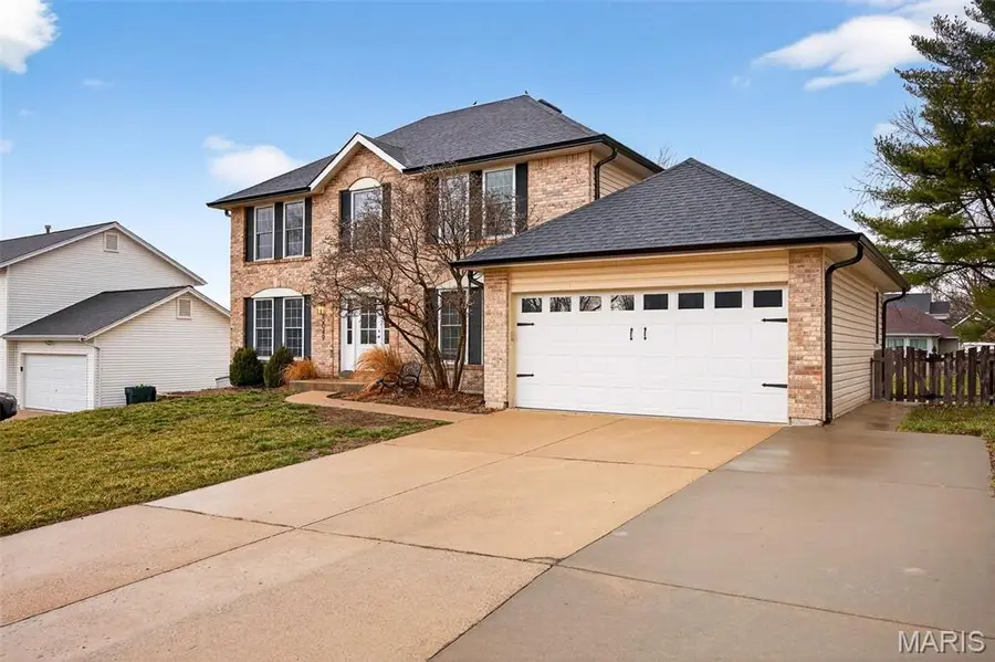 5049 Castle Douglas Drive, Saint Peters, MO 63304 - #2