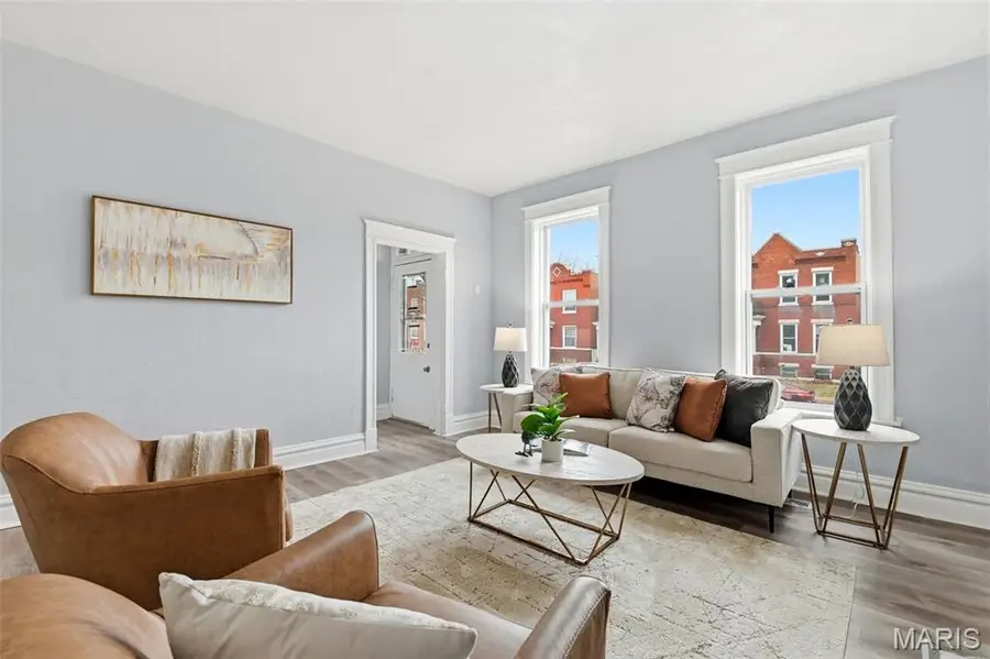 3623 Bamberger Avenue, Saint Louis, MO 63116 - #3