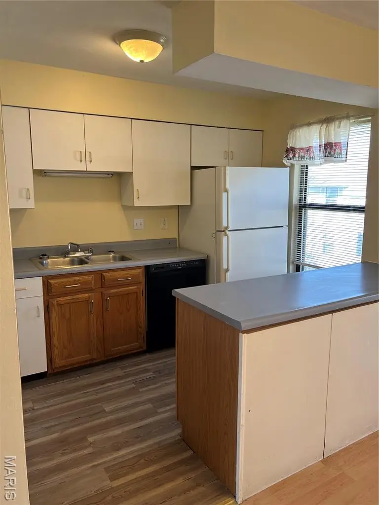 1863 High Sun Drive, Florissant, MO 63031 - #3